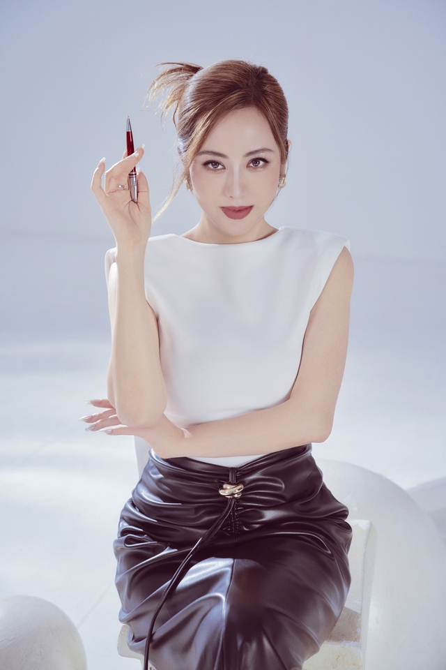 Những "Chuyến tàu huyền thoại"- Vở đại nhạc kịch đồ sộ trên sông Sài Gòn - Ảnh 2. Những "Chuyến tàu huyền thoại"- Vở đại nhạc kịch đồ sộ trên sông Sài Gòn - Ảnh 2.