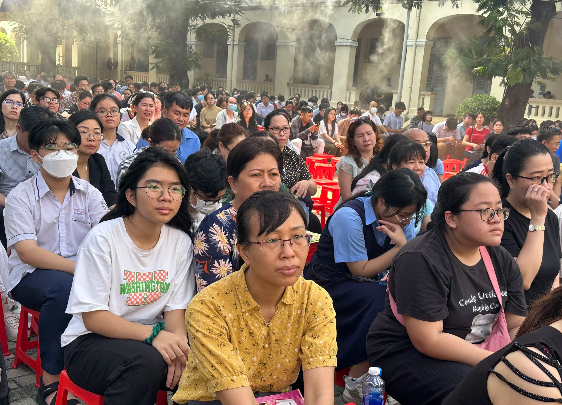 Tuyển sinh lớp 10: Sở GD-ĐT TP.HCM báo cáo UBND về việc giảm chỉ tiêu- Ảnh 1. Tuyển sinh lớp 10: Sở GD-ĐT TP.HCM báo cáo UBND về việc giảm chỉ tiêu- Ảnh 1.