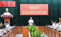 Bí thư TPHCM yêu cầu tập trung các công trình phúc lợi xã hội, nâng cao chất lượng sống của người dân