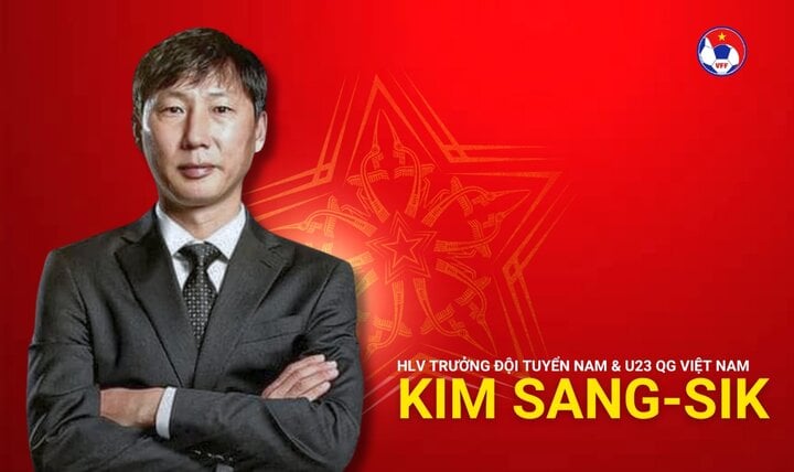 HLV Kim Sang-sik được kì vọng giúp đội tuyển Việt Nam vượt qua khó khăn.