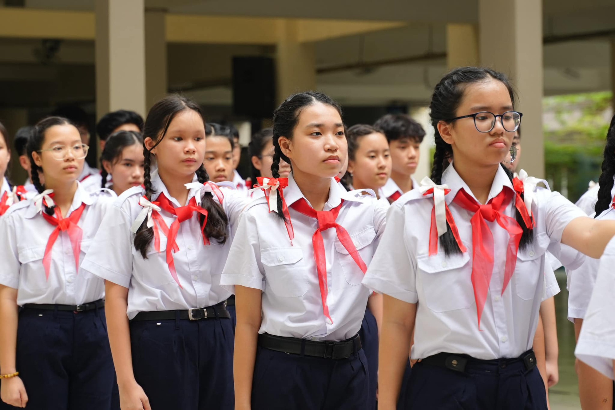 Học sinh Trường THCS Nguyễn Du, quận 1. Năm nay, Trường THCS Nguyễn Du tuyển 300 học sinh lớp 6 - Ảnh: Nhà trường cung cấp