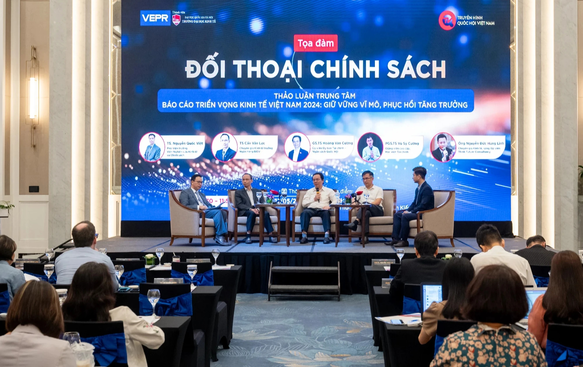 'Vàng không có gì ghê gớm, nên để thị trường điều tiết'- Ảnh 1. 'Vàng không có gì ghê gớm, nên để thị trường điều tiết'- Ảnh 1.