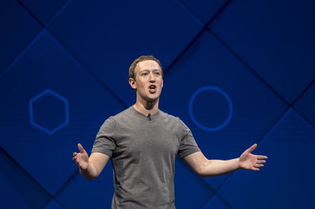 Vì sao giàu như tỷ phú Mark Zuckerberg lại chỉ mặc áo phông xám đi làm?- Ảnh 1. Vì sao giàu như tỷ phú Mark Zuckerberg lại chỉ mặc áo phông xám đi làm?- Ảnh 1.