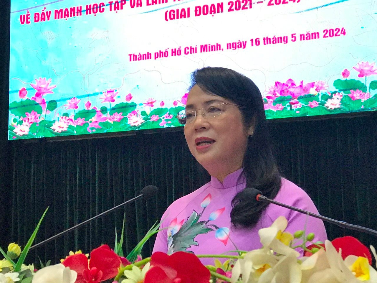 Bà Trần Kim Yến phát biểu tại hội nghị.