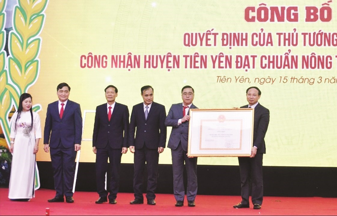 Công bố quyết định của Thủ tướng Chính phủ công nhận huyện Tiên Yên đạt chuẩn nông thôn mới nâng cao
