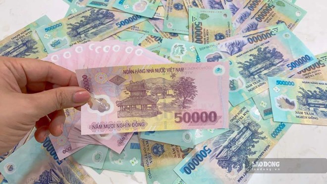 Xuất hiện một ngân hàng có lãi suất cao hơn 8% khi gửi tiết kiệm 13 tháng