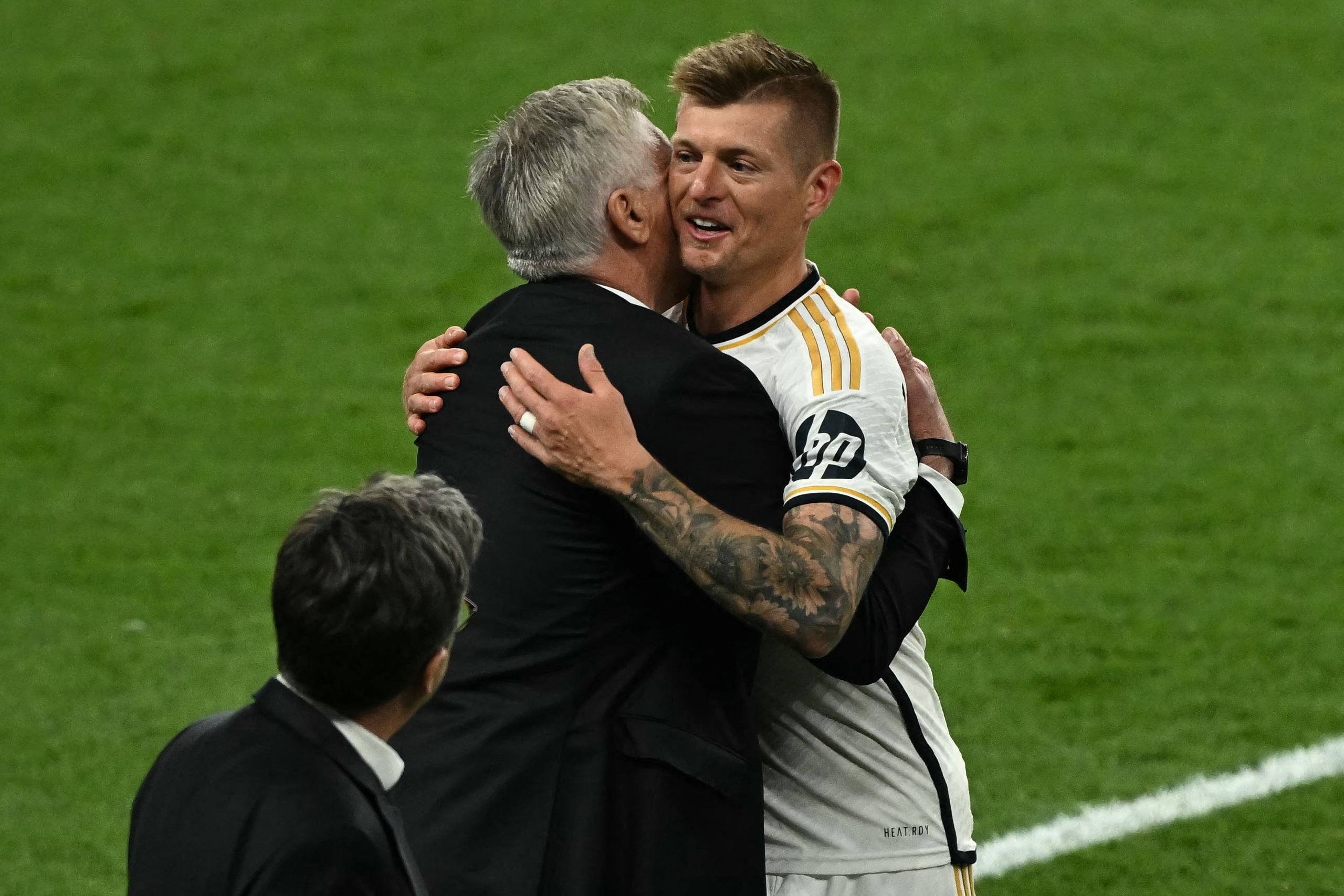 Real Madrid bản lĩnh tuyệt vời, đánh bại Dortmund, lần thứ 15 giành chức vô địch Champions League- Ảnh 4. Real Madrid bản lĩnh tuyệt vời, đánh bại Dortmund, lần thứ 15 giành chức vô địch Champions League- Ảnh 4.