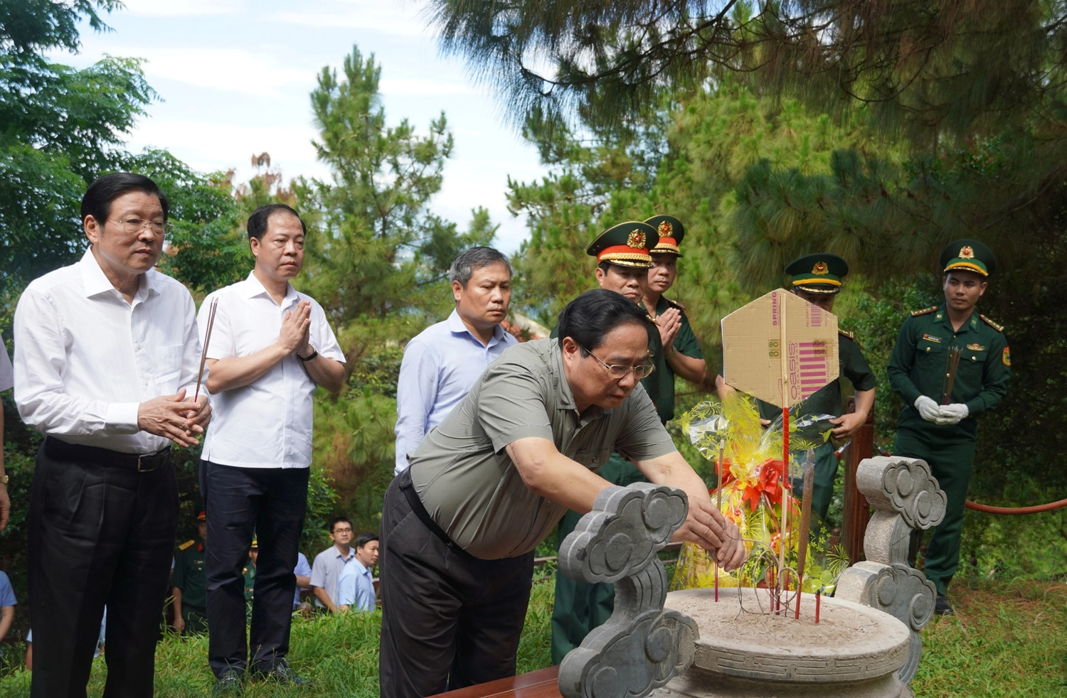 Thủ tướng Phạm Minh Chính thăm và làm việc tại Quảng Bình- Ảnh 2. Thủ tướng Phạm Minh Chính thăm và làm việc tại Quảng Bình- Ảnh 2.
