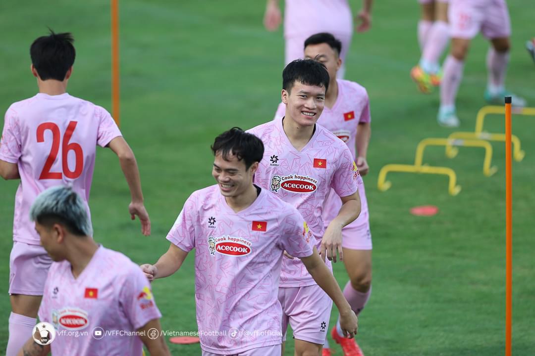 Đội tuyển Việt Nam: Chờ HLV Kim Sang-sik phác thảo đội hình tối ưu- Ảnh 3. Đội tuyển Việt Nam: Chờ HLV Kim Sang-sik phác thảo đội hình tối ưu- Ảnh 3.