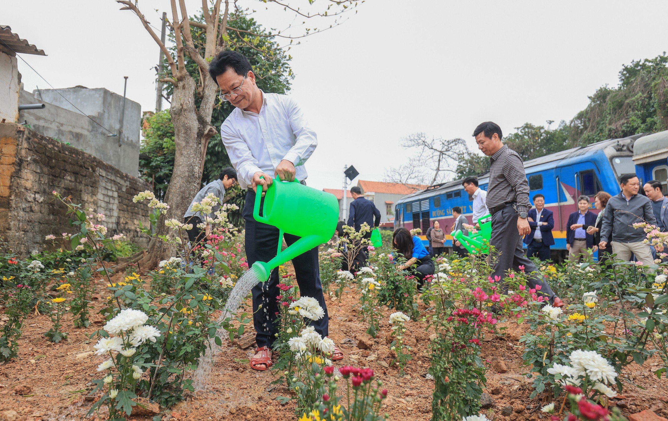 Cận cảnh tàu hỏa 