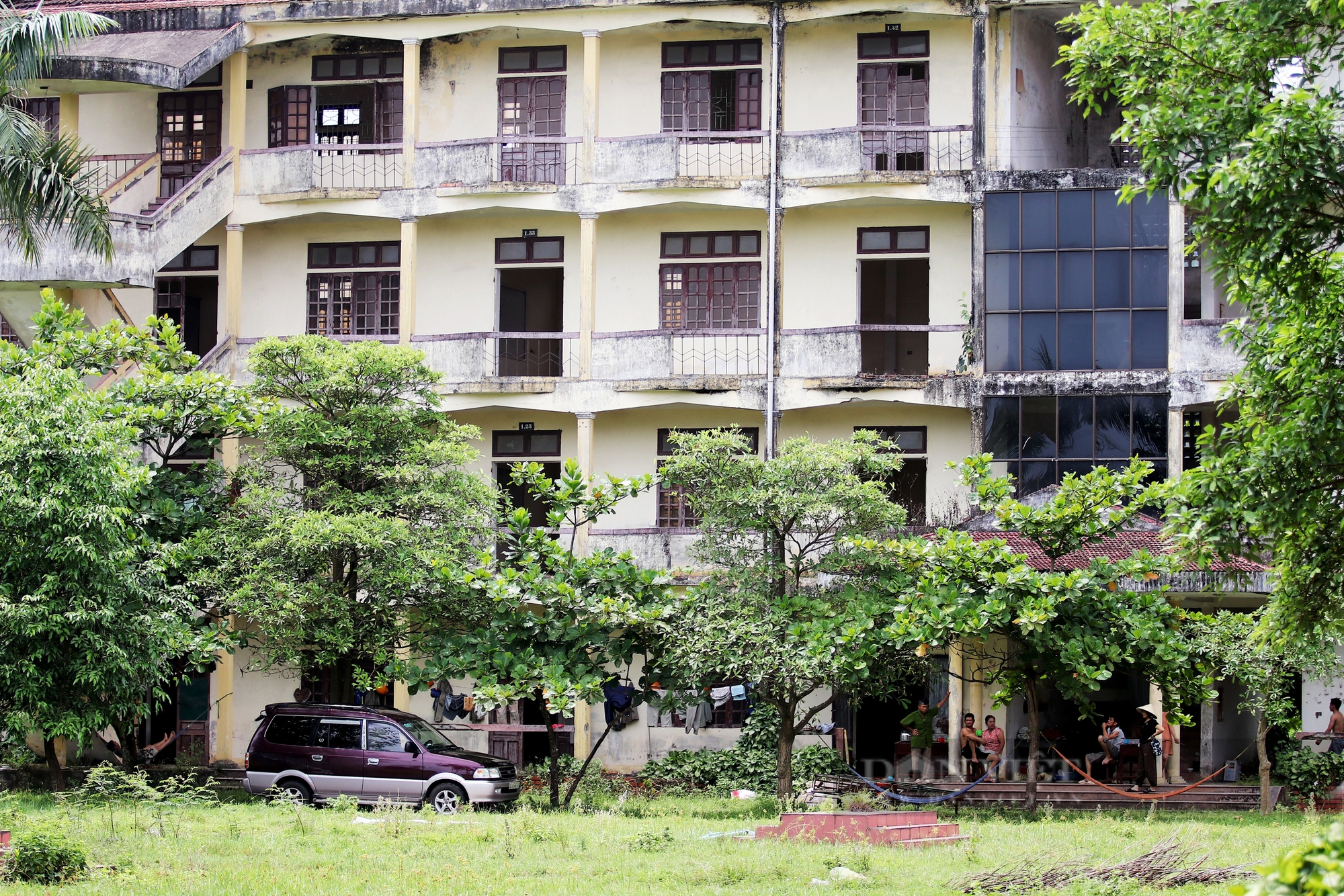 Đầu tư gần 20 tỷ đồng nhưng không thu hút được học sinh, trường học thành nơi Đầu tư gần 20 tỷ đồng nhưng không thu hút được học sinh, trường học thành nơi