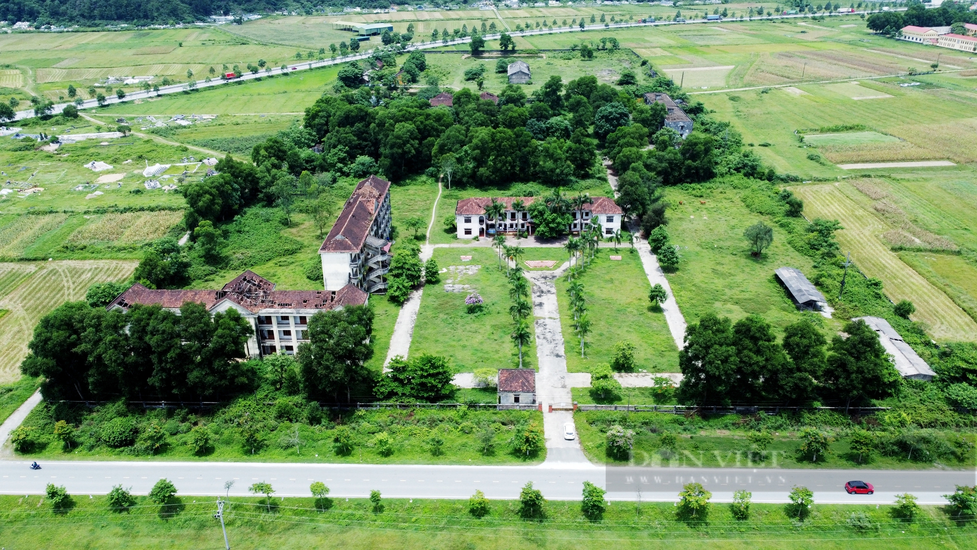 Đầu tư gần 20 tỷ đồng nhưng không thu hút được học sinh, trường học thành nơi Đầu tư gần 20 tỷ đồng nhưng không thu hút được học sinh, trường học thành nơi