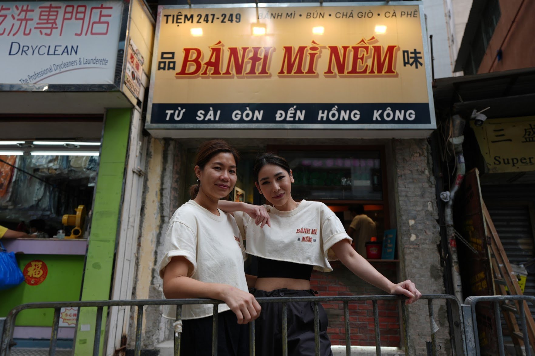 'Bí mật' trong ổ bánh mì Việt Nam có hương vị đích thực nhất Hồng Kông- Ảnh 3. 'Bí mật' trong ổ bánh mì Việt Nam có hương vị đích thực nhất Hồng Kông- Ảnh 3.