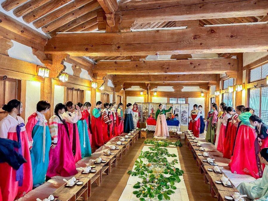 Học ngôn ngữ Hàn Quốc để khám phá xứ sở kim chi- Ảnh 3. Học ngôn ngữ Hàn Quốc để khám phá xứ sở kim chi- Ảnh 3.