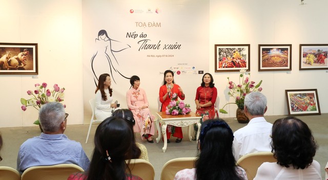 Quảng bá, tôn vinh áo dài trong hành trình phát triển và hội nhập - Ảnh 2. Quảng bá, tôn vinh áo dài trong hành trình phát triển và hội nhập - Ảnh 2.
