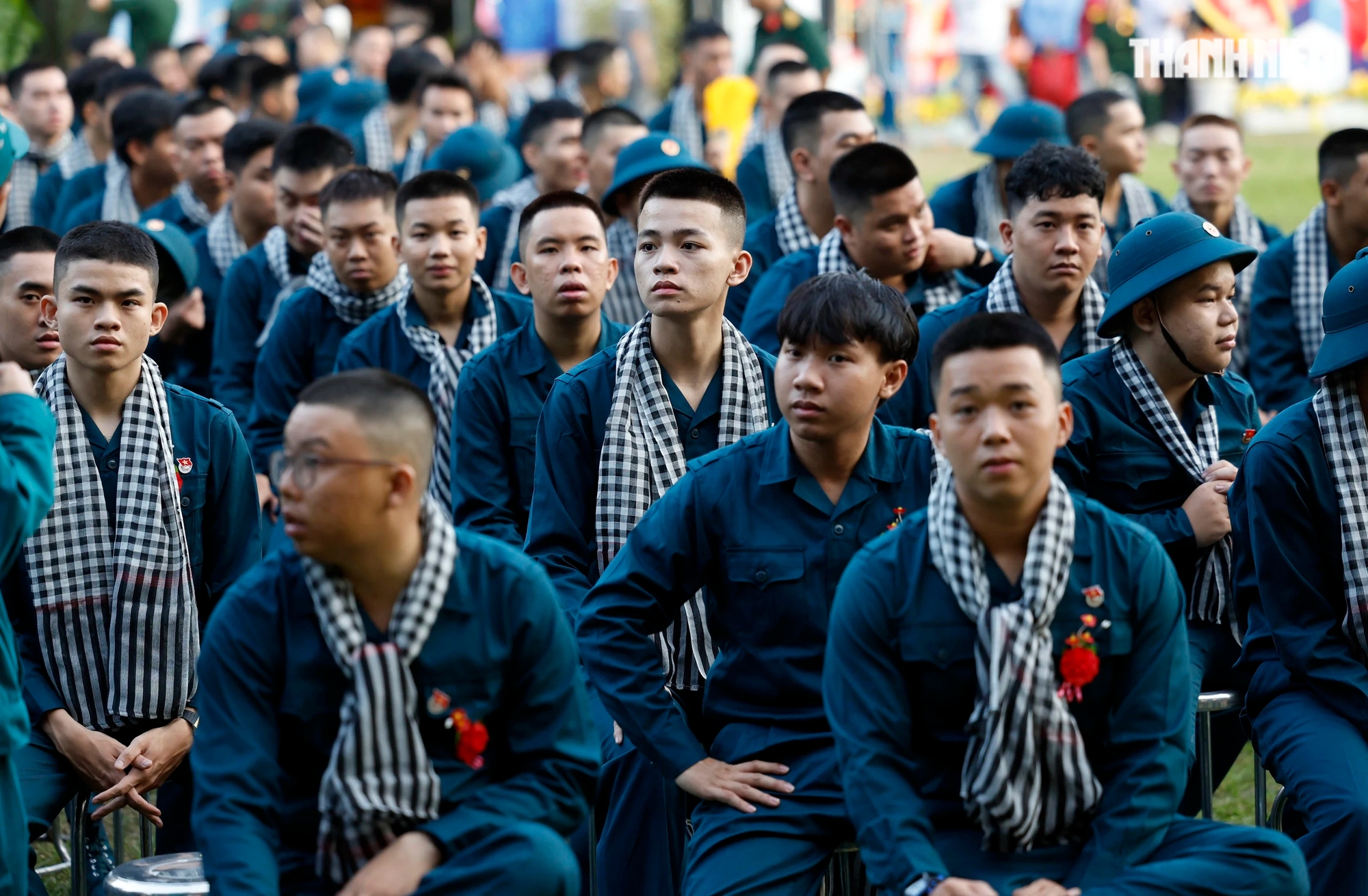 Thanh niên TP.HCM lên đường nhập ngũ: Về ngôi nhà chung cùng bảo vệ Tổ quốc- Ảnh 2. Thanh niên TP.HCM lên đường nhập ngũ: Về ngôi nhà chung cùng bảo vệ Tổ quốc- Ảnh 2.