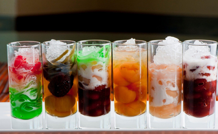Chè ba màu Chè ba màu - Ảnh: Celebritycruises.com