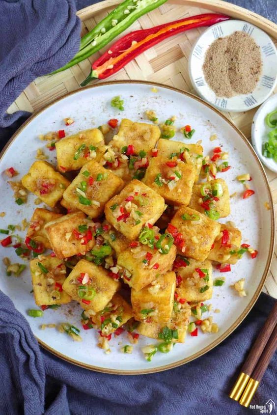 Trưa nay ăn gì? Gợi ý hơn 33 thực đơn cơm văn phòng ngon, đủ chất cho người ăn mặn, ăn chay, ăn kiêng- Ảnh 44. Trưa nay ăn gì? Gợi ý hơn 33 thực đơn cơm văn phòng ngon, đủ chất cho người ăn mặn, ăn chay, ăn kiêng- Ảnh 44.
