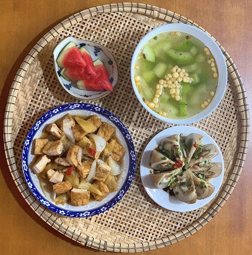 Trưa nay ăn gì? Gợi ý hơn 33 thực đơn cơm văn phòng ngon, đủ chất cho người ăn mặn, ăn chay, ăn kiêng- Ảnh 59. Trưa nay ăn gì? Gợi ý hơn 33 thực đơn cơm văn phòng ngon, đủ chất cho người ăn mặn, ăn chay, ăn kiêng- Ảnh 59.