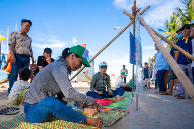 Nhiều hoạt động sôi nổi tại Festival biển “Hội An - Cảm xúc mùa hè” - Ảnh 2. Nhiều hoạt động sôi nổi tại Festival biển “Hội An - Cảm xúc mùa hè” - Ảnh 2.
