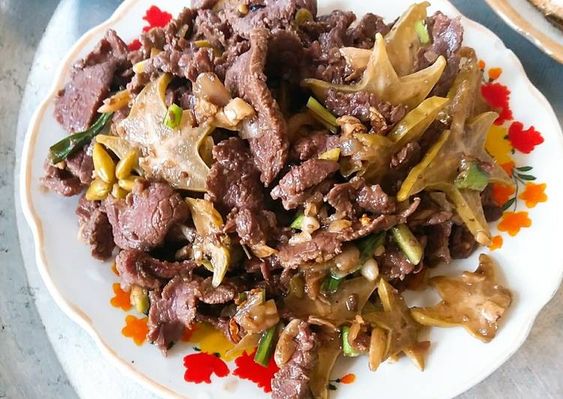 30+ món ngon từ thịt bò, gói gọn đủ chất trong từng món lại dễ làm, xem ngay kẻo tiếc- Ảnh 23. 30+ món ngon từ thịt bò, gói gọn đủ chất trong từng món lại dễ làm, xem ngay kẻo tiếc- Ảnh 23.