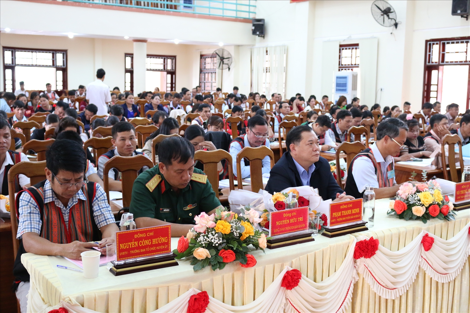 Các đại biểu tham dự Đại hội Đại biểu các DTTS huyện Tu Mơ Rông lần thứ IV Các đại biểu tham dự Đại hội Đại biểu các DTTS huyện Tu Mơ Rông lần thứ IV