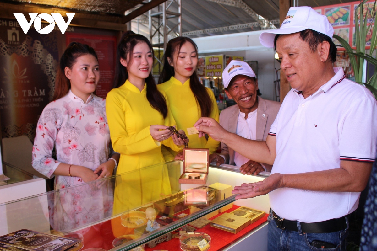 khánh hòa sẵn sàng cho mùa cao điểm đón khách du lịch hè hình ảnh 2 khanh hoa san sang cho mua cao diem don khach du lich he hinh anh 2