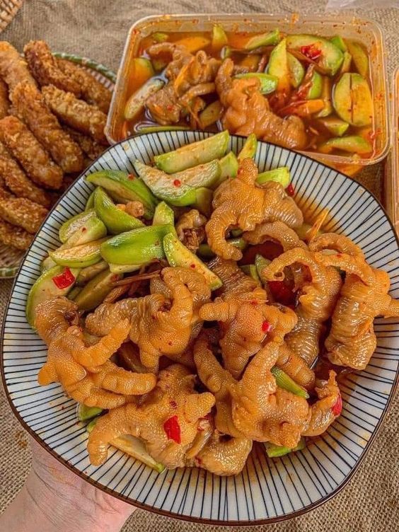 Hôm nay ăn gì? Gợi ý 190 thực đơn món ngon mỗi ngày để cả nhà quanh năm ấm cúng bên mâm cơm gia đình- Ảnh 79. Hôm nay ăn gì? Gợi ý 190 thực đơn món ngon mỗi ngày để cả nhà quanh năm ấm cúng bên mâm cơm gia đình- Ảnh 79.