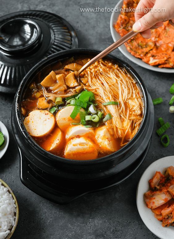 Hôm nay ăn gì? Gợi ý 190 thực đơn món ngon mỗi ngày để cả nhà quanh năm ấm cúng bên mâm cơm gia đình- Ảnh 247. Hôm nay ăn gì? Gợi ý 190 thực đơn món ngon mỗi ngày để cả nhà quanh năm ấm cúng bên mâm cơm gia đình- Ảnh 247.