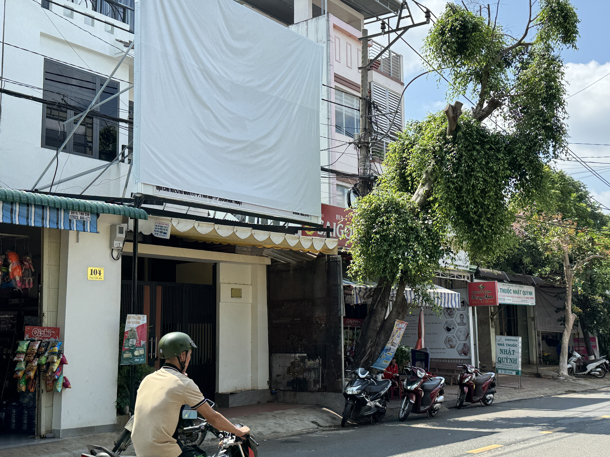 Xử lý nhiều thẩm mỹ viện nhái, không giấy phép tại Đắk Lắk- Ảnh 6. Xử lý nhiều thẩm mỹ viện nhái, không giấy phép tại Đắk Lắk- Ảnh 6.