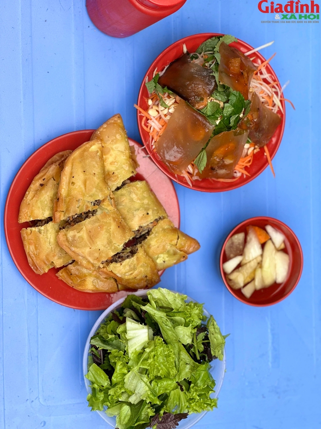 Ngày mưa mát trời, đừng quên foodtour Hà Nội với những món ăn ngon hấp dẫn- Ảnh 16. Hà Nội ăn gì