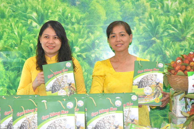 dsc_0521-104856_154.jpg Gạo Nàng Keo ở huyện Thạnh Phú được bảo hộ chỉ dẫn địa lý. Ảnh: Minh Đảm.