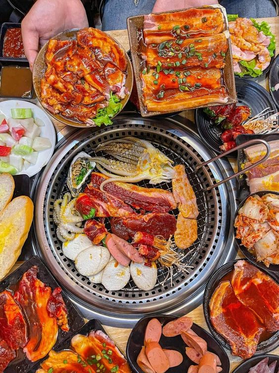 Du lịch Đà N - Ảnh 6. buffet nướng Đà Nẵng