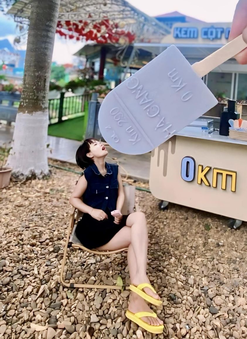 Que kem hình cột mốc, món ăn quảng bá độc đáo hay tiềm ẩn nguy cơ mất mỹ quan khu du lịch?- Ảnh 10. Que kem hình cột mốc, món ăn quảng bá độc đáo hay tiềm ẩn nguy cơ mất mỹ quan khu du lịch?- Ảnh 10.