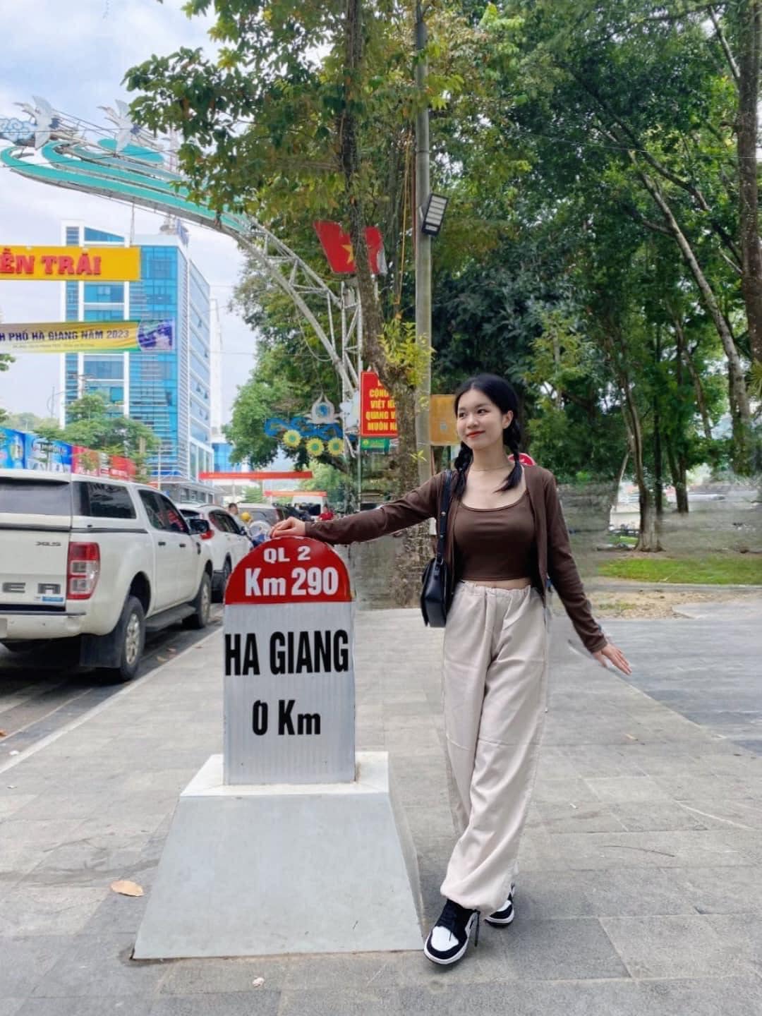Dân tình đua nhau 'truy lùng' que kem hình cột mốc Hà Giang đang hot rần rần- Ảnh 12. Dân tình đua nhau 'truy lùng' que kem hình cột mốc Hà Giang đang hot rần rần- Ảnh 12.