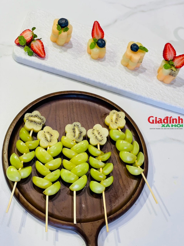 Mẹ đảm Hà Nội tự tay biến trái cây thành các hình bánh kem khiến các con ăn thỏa thích khỏi lo béo phì, chị em ngợi khen- Ảnh 15. Mẹ đảm Hà Nội tự tay biến trái cây thành các hình bánh kem khiến các con ăn thỏa thích khỏi lo béo phì, chị em ngợi khen- Ảnh 15.