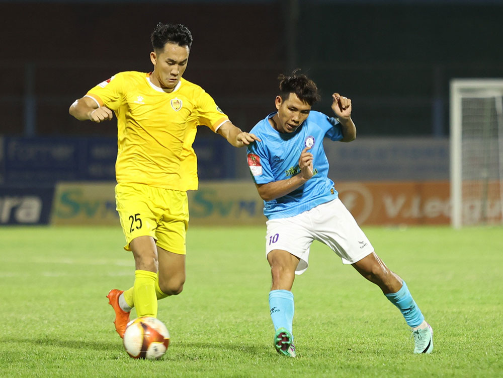Lịch thi đấu, trực tiếp vòng 24 V-League hôm nay: Nảy lửa Quảng Nam đấu SLNA, trọng tài ngoại- Ảnh 3. Lịch thi đấu, trực tiếp vòng 24 V-League hôm nay: Nảy lửa Quảng Nam đấu SLNA, trọng tài ngoại- Ảnh 3.