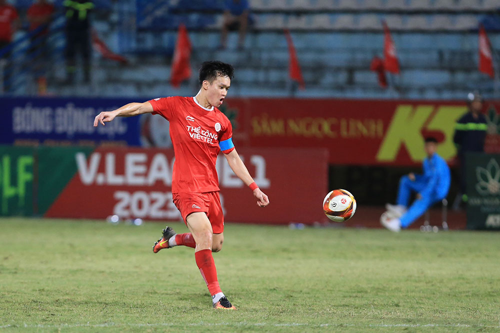 Lịch thi đấu, trực tiếp vòng 24 V-League hôm nay: Nảy lửa Quảng Nam đấu SLNA, trọng tài ngoại- Ảnh 4. Lịch thi đấu, trực tiếp vòng 24 V-League hôm nay: Nảy lửa Quảng Nam đấu SLNA, trọng tài ngoại- Ảnh 4.