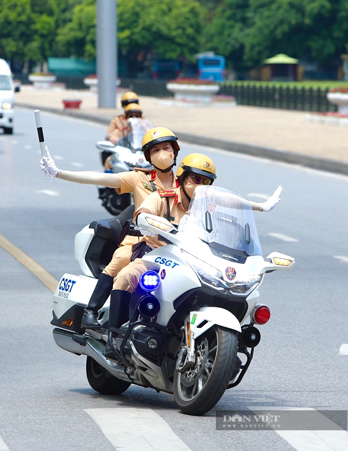 Dàn siêu mô tô công an Hà Nội tập luyện, sẵn sàng đón đoàn khách quốc tế thăm Việt Nam hôm nay- Ảnh 5. Dàn siêu mô tô công an Hà Nội tập luyện, sẵn sàng đón đoàn khách quốc tế thăm Việt Nam hôm nay- Ảnh 5.