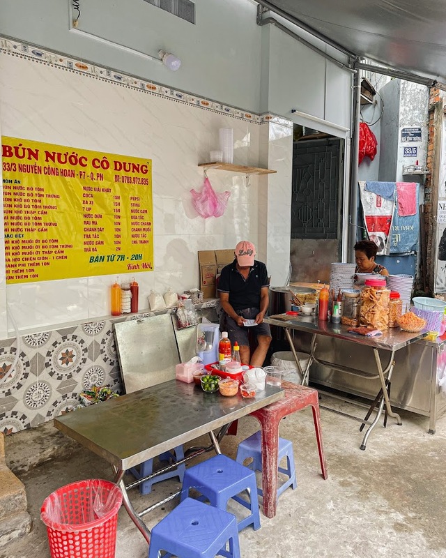 Món ngon bún nước và mì trộn của 'các cô' mà bạn nên thử tại TP.HCM- Ảnh 2. Món ngon bún nước và mì trộn của 'các cô' mà bạn nên thử tại TP.HCM- Ảnh 2.