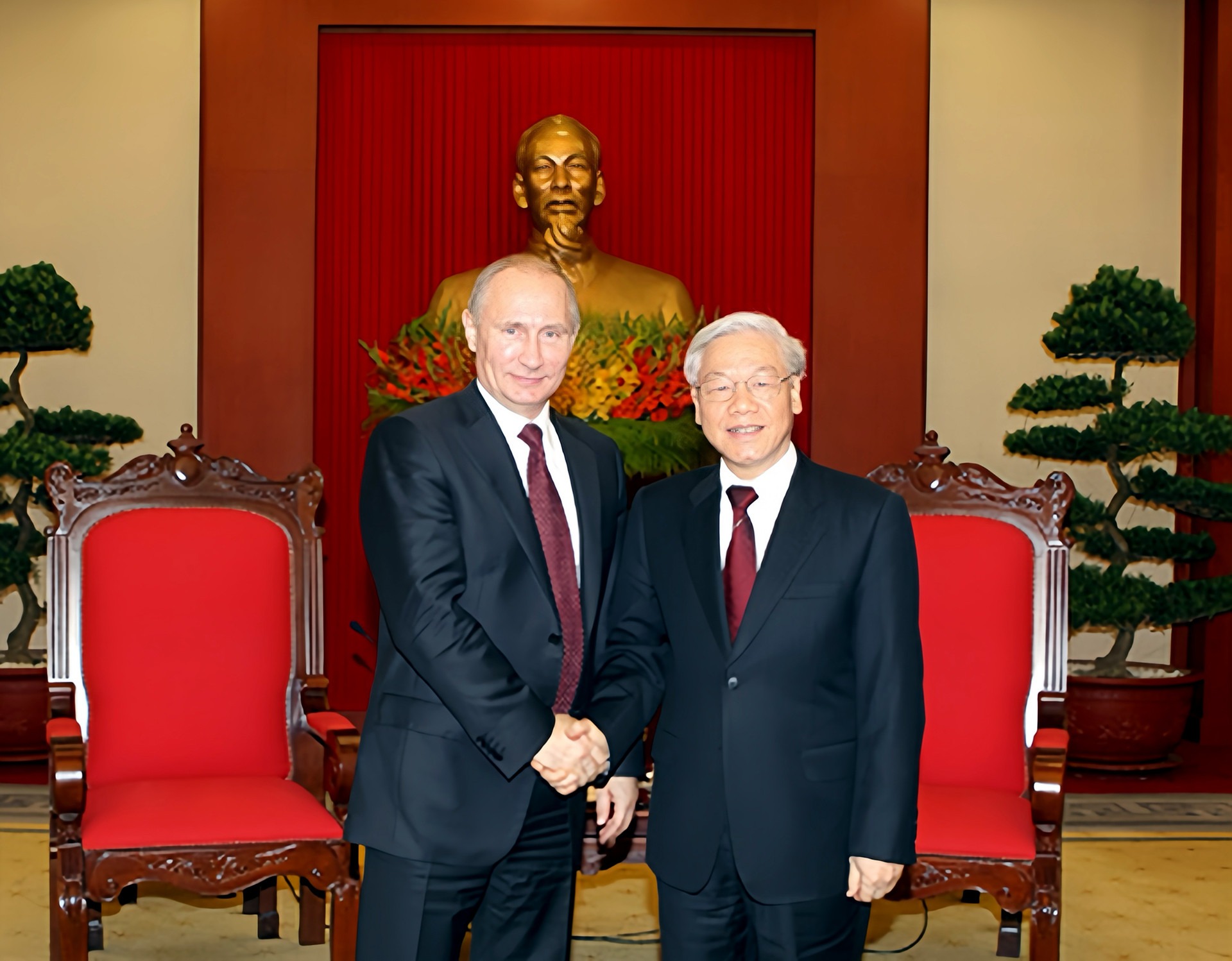 Nhìn lại 4 chuyến thăm của Tổng thống Putin tới Việt Nam- Ảnh 6. Nhìn lại 4 chuyến thăm của Tổng thống Putin tới Việt Nam- Ảnh 6.