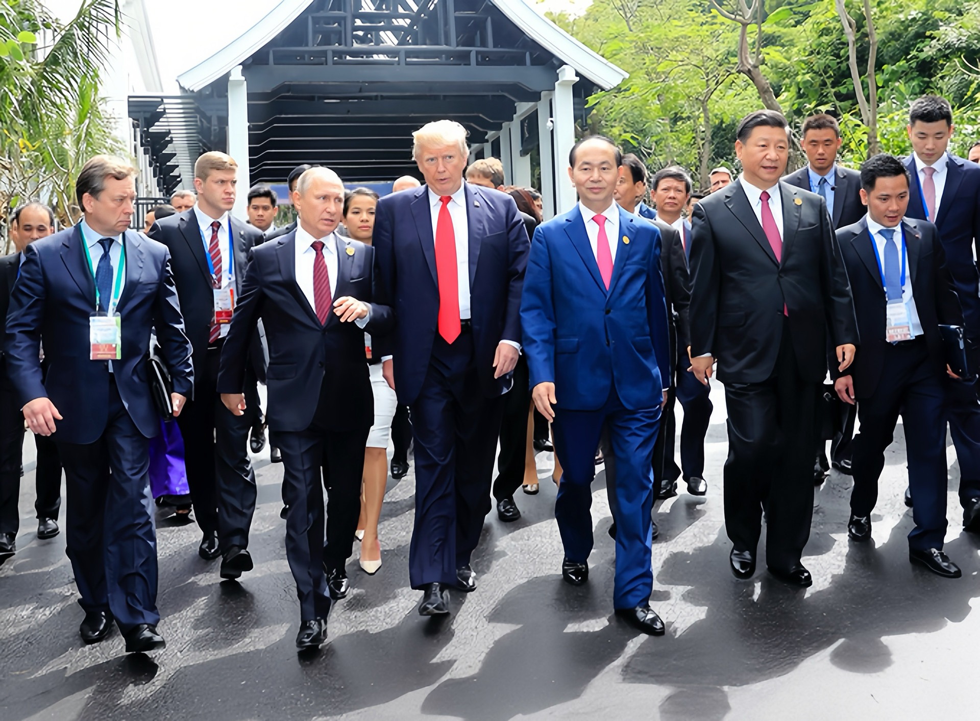 Nhìn lại 4 chuyến thăm của Tổng thống Putin tới Việt Nam- Ảnh 9. Nhìn lại 4 chuyến thăm của Tổng thống Putin tới Việt Nam- Ảnh 9.