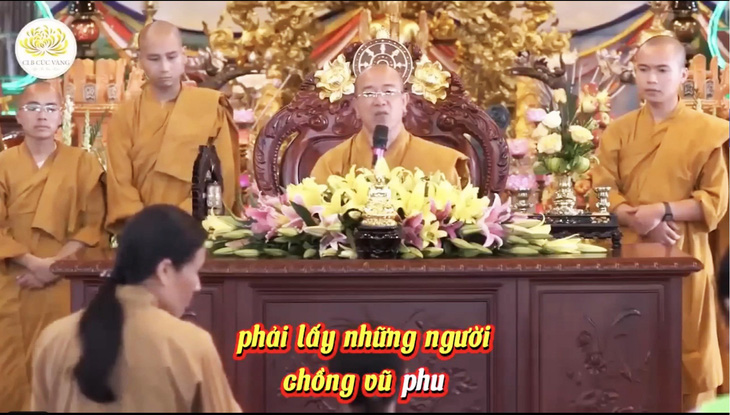 Quảng Ninh lên tiếng về video khóa tu mùa hè tại chùa Ba Vàng đang xôn xao trên mạng- Ảnh 2. Kết quả xác minh cho thấy đoạn video này được quay từ nhiều năm trước và Giáo hội Phật giáo Việt Nam tỉnh Quảng Ninh từng xử lý, chấn chỉnh liên quan những lời chia sẻ này của đại đức Thích Trúc Thái Minh - Ảnh: T. THẮNG chụp lại