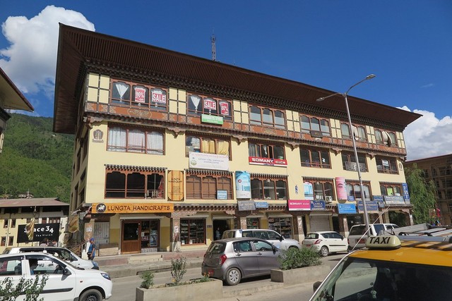 Lên kế hoạch mua sắm tại Bhutan, từ nông sản tới sách và đồ thủ công- Ảnh 4. Lên kế hoạch mua sắm tại Bhutan, từ nông sản tới sách và đồ thủ công- Ảnh 4.