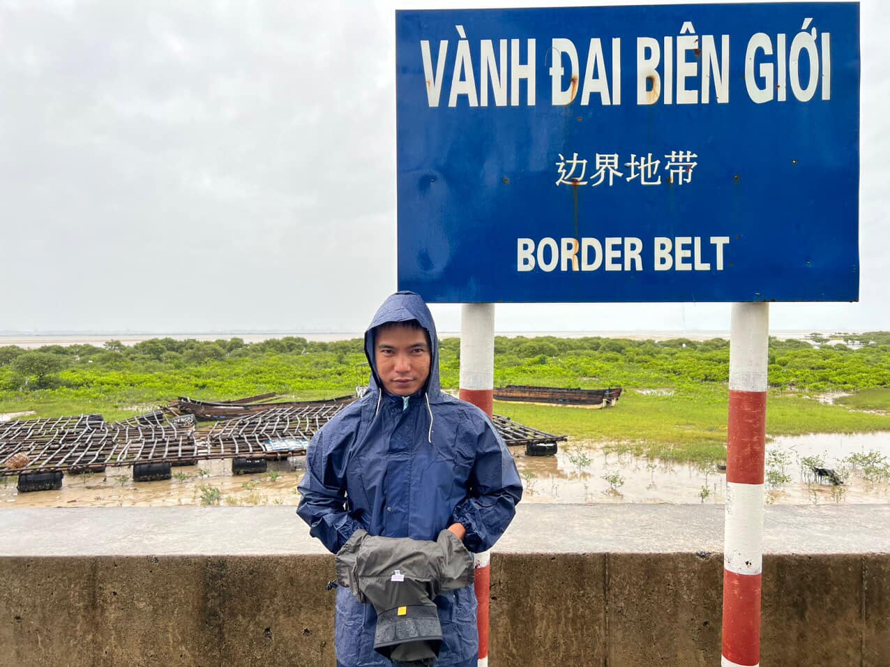 Đằng sau bức ảnh báo chí đẹp, lan toả là sự dấn thân thầm lặng của những Đằng sau bức ảnh báo chí đẹp, lan toả là sự dấn thân thầm lặng của những