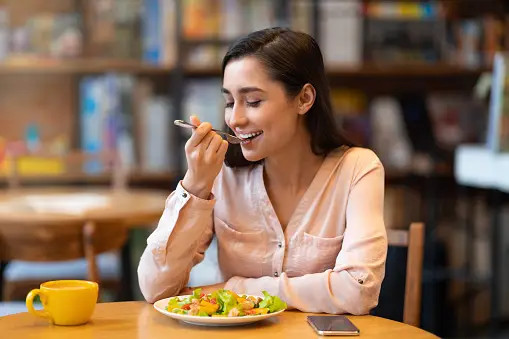 Cách ăn giúp tế bào sát thủ chống ung thư mạnh mẽ hơn- Ảnh 1. Cách ăn giúp tế bào sát thủ chống ung thư mạnh mẽ hơn- Ảnh 1.