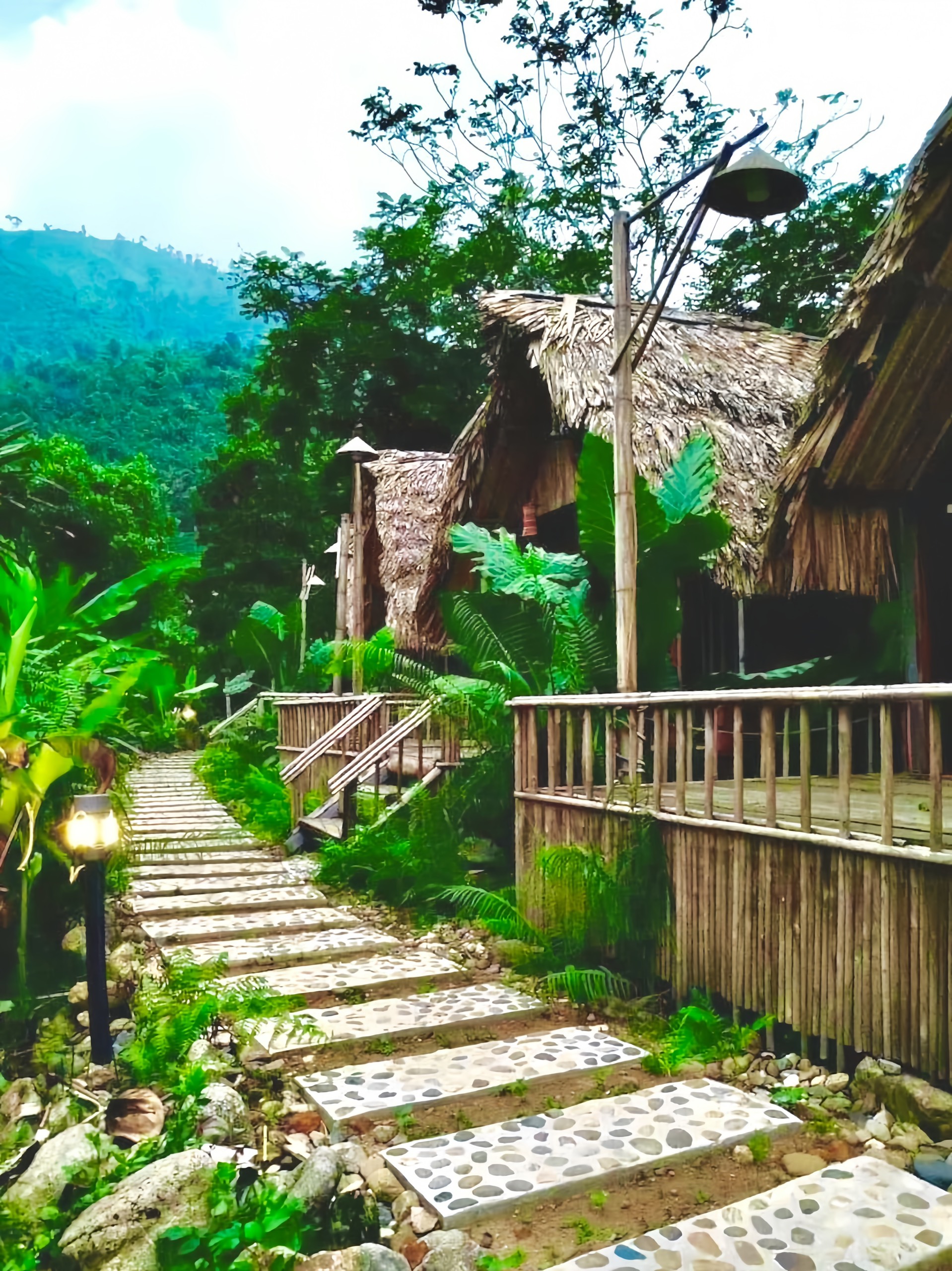 Hoang sơ vẻ đẹp Suối Kẹm - điểm tránh nóng lý tưởng nơi đất chè- Ảnh 12. Hoang sơ vẻ đẹp Suối Kẹm - điểm tránh nóng lý tưởng nơi đất chè- Ảnh 12.