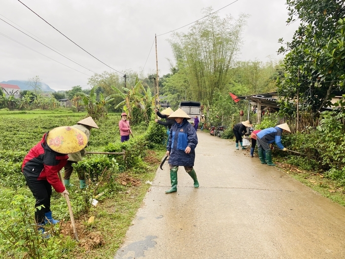 Nông dân vùng cao Bắc Kạn hiến đất, hiến công làm Nông dân vùng cao Bắc Kạn hiến đất, hiến công làm
