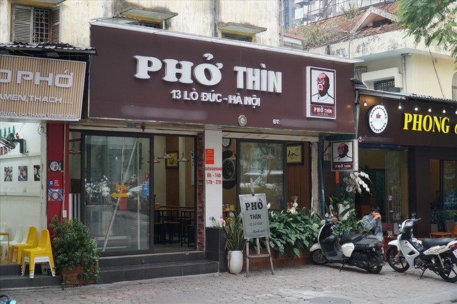 Những quán phở bò nổi tiếng được du khách yêu thích tại thủ đô Hà Nội- Ảnh 3. Những quán phở bò nổi tiếng được du khách yêu thích tại thủ đô Hà Nội- Ảnh 3.
