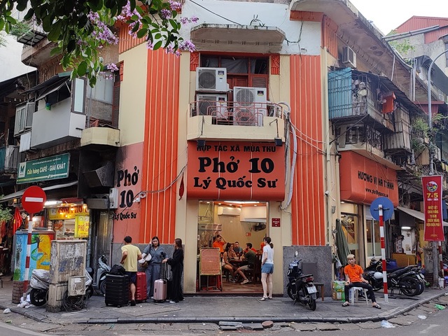 Những quán phở bò nổi tiếng được du khách yêu thích tại thủ đô Hà Nội- Ảnh 5. Những quán phở bò nổi tiếng được du khách yêu thích tại thủ đô Hà Nội- Ảnh 5.